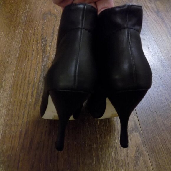Vivienne Westwood Anglomania Black Leather Fur Bow Platform Heels Booties 37 6.5 - Picture 10 of 14